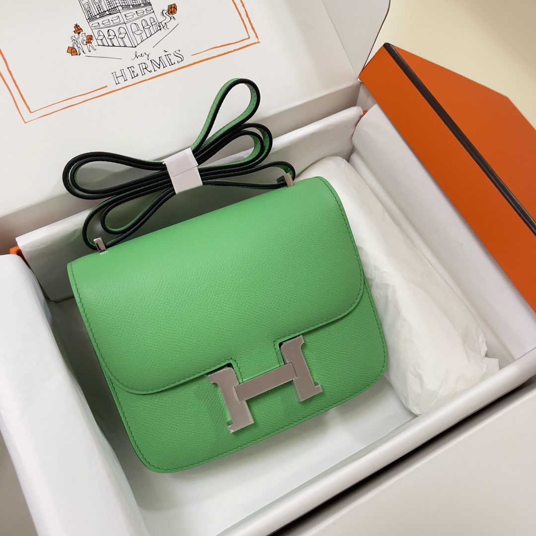 Hermes Constance 24cm Shoulder Bag In Green Kiwi Epsom Leather